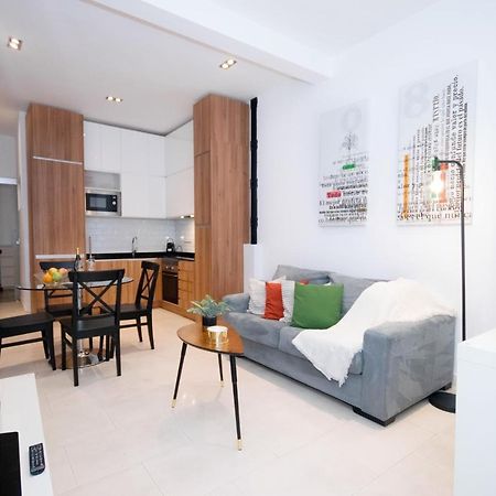 For You Rentals Apartamento Temporal Con Encanto En Malasana Min24 マドリード エクステリア 写真