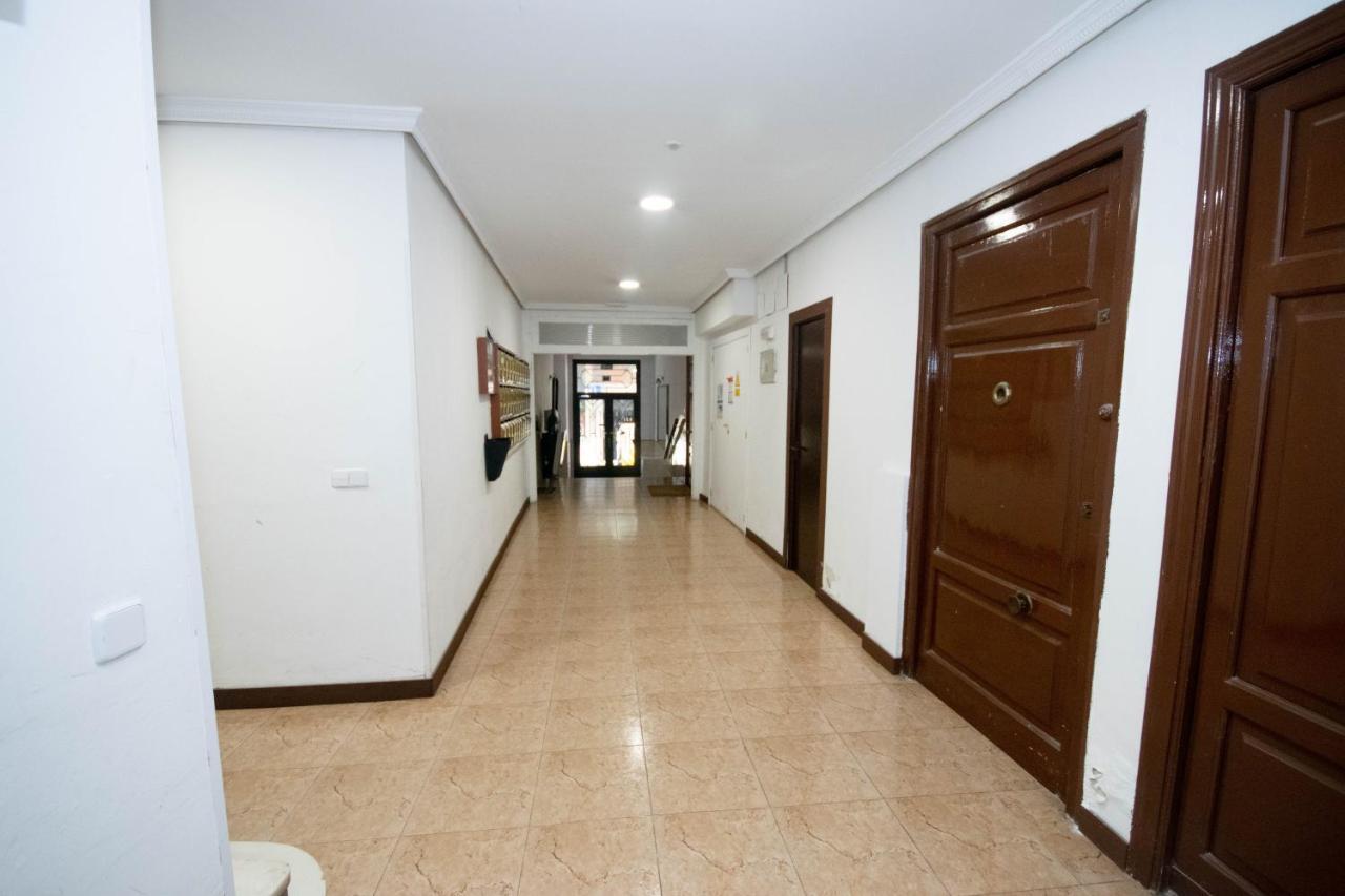 For You Rentals Apartamento Temporal Con Encanto En Malasana Min24 マドリード エクステリア 写真