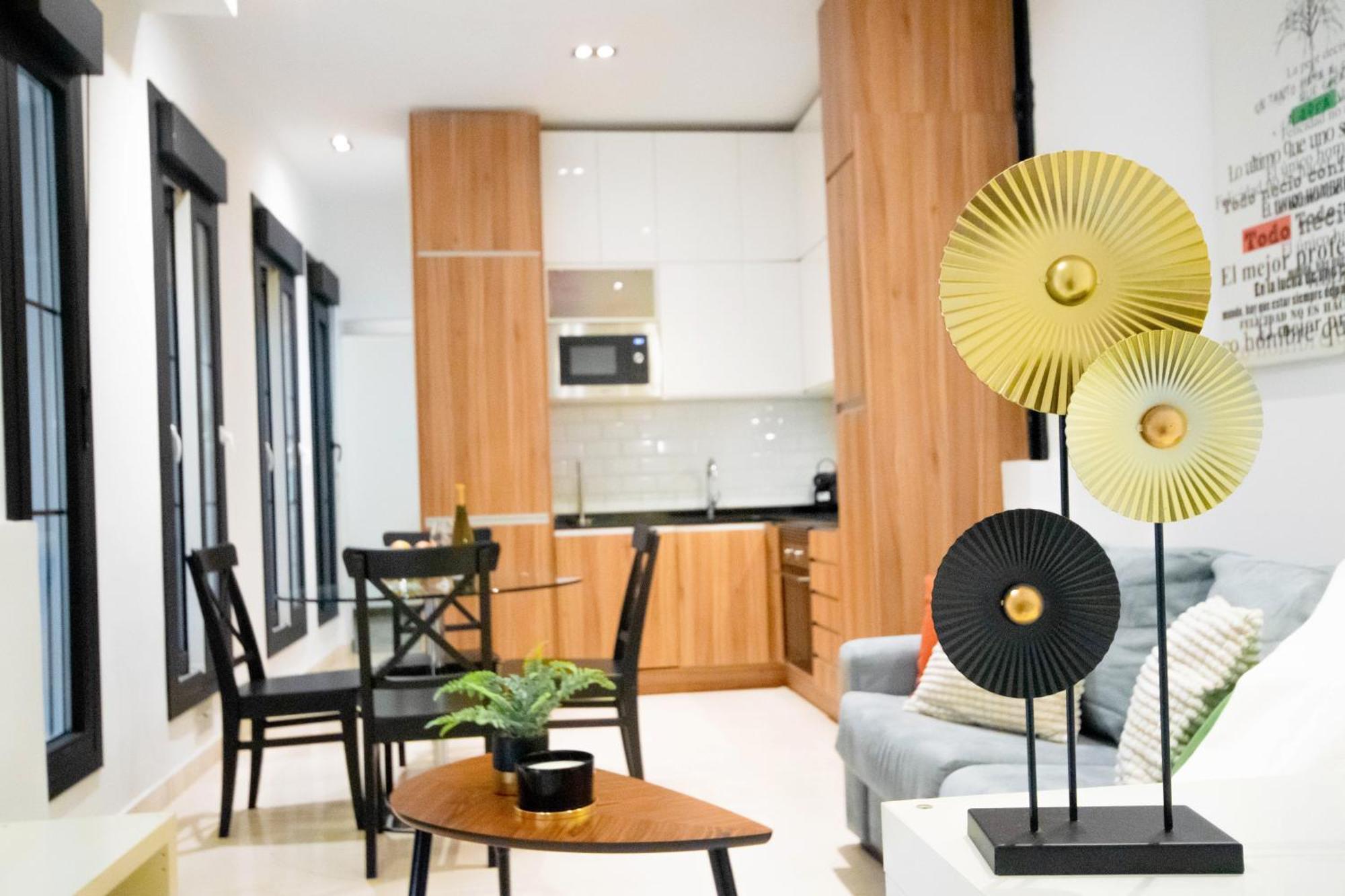 For You Rentals Apartamento Temporal Con Encanto En Malasana Min24 マドリード エクステリア 写真