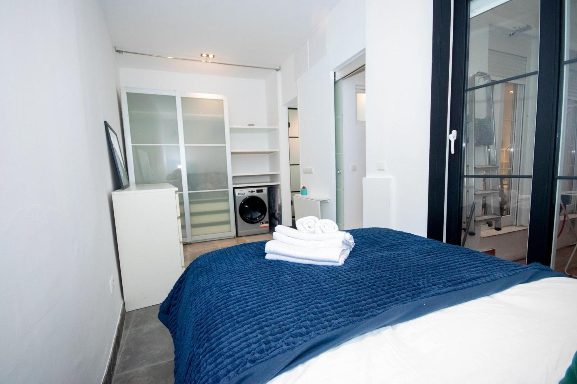 For You Rentals Apartamento Temporal Con Encanto En Malasana Min24 マドリード エクステリア 写真